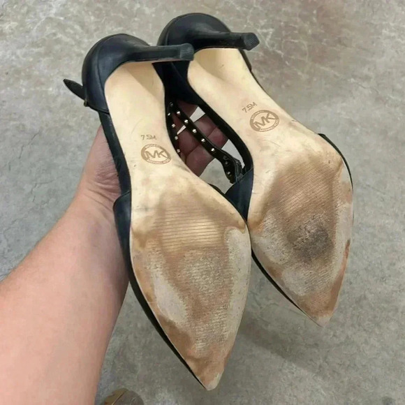 Michael kors pointy toe  mary jae pumps - Picture 5 of 6